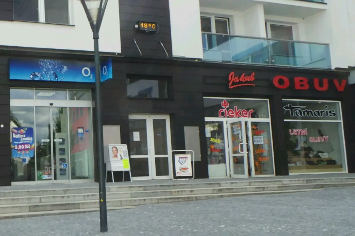 JAKUB-OBUV